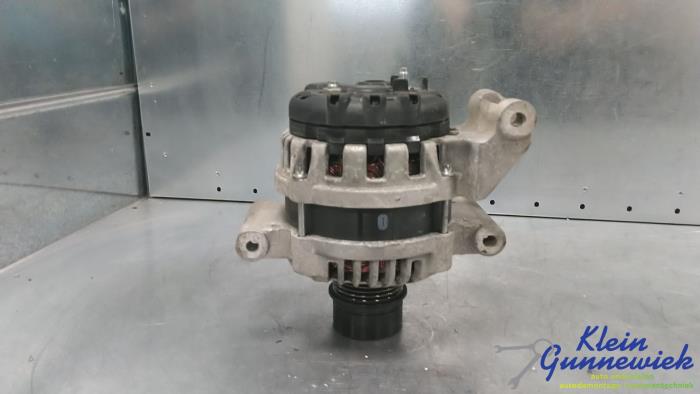 Gebruikte Dynamo Opel Karl Prijs € 35,00 Margeregeling aangeboden door Klein Gunnewiek Autodemontage & Motorentechniek