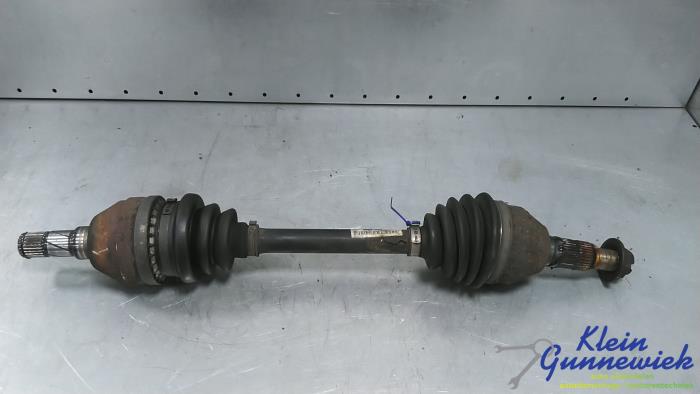 Gebruikte Steekas links-voor Opel Insignia Prijs € 23,00 Margeregeling aangeboden door Klein Gunnewiek Autodemontage & Motorentechniek