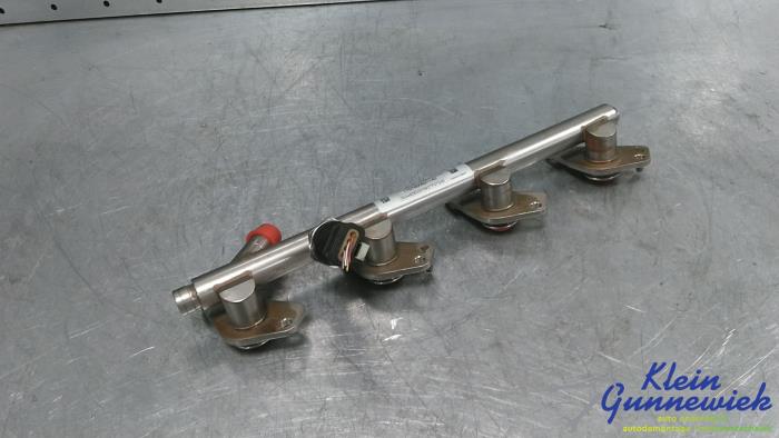 Gebruikte Galerij (Injectie) Mercedes C-Klasse Prijs € 95,00 Margeregeling aangeboden door Klein Gunnewiek Autodemontage & Motorentechniek