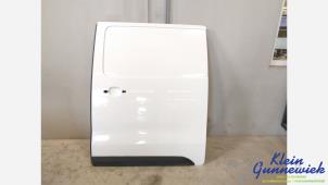 Gebruikte Schuifdeur links Opel Vivaro Prijs € 660,00 Margeregeling aangeboden door Klein Gunnewiek Autodemontage & Motorentechniek