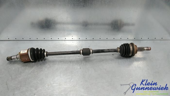 Gebruikte Aandrijfas rechts-voor Opel Karl Prijs € 49,00 Margeregeling aangeboden door Klein Gunnewiek Autodemontage & Motorentechniek