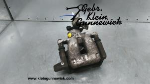 Gebruikte Remklauw (Tang) links-achter Volkswagen Touran Prijs € 30,00 Margeregeling aangeboden door Gebr.Klein Gunnewiek Ho.BV