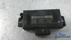 Gebruikte Module PDC Mercedes Citan Prijs € 65,00 Margeregeling aangeboden door Klein Gunnewiek Autodemontage & Motorentechniek