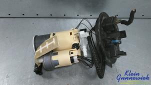 Gebruikte Tank element Pomp Mercedes C-Klasse Prijs € 125,00 Margeregeling aangeboden door Klein Gunnewiek Autodemontage & Motorentechniek