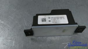 Gebruikte Spanningsregelaar Mercedes C-Klasse Prijs € 30,00 Margeregeling aangeboden door Klein Gunnewiek Autodemontage & Motorentechniek