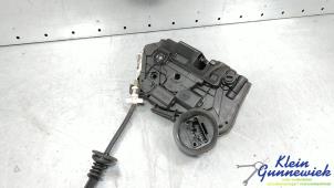 Gebruikte Deurslot Mechaniek 4Deurs links-achter Volkswagen Golf Prijs € 28,00 Margeregeling aangeboden door Klein Gunnewiek Autodemontage & Motorentechniek