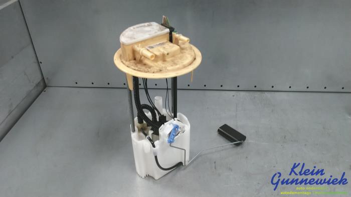 Gebruikte Tank element Pomp Opel Combo Prijs € 86,00 Margeregeling aangeboden door Klein Gunnewiek Autodemontage & Motorentechniek