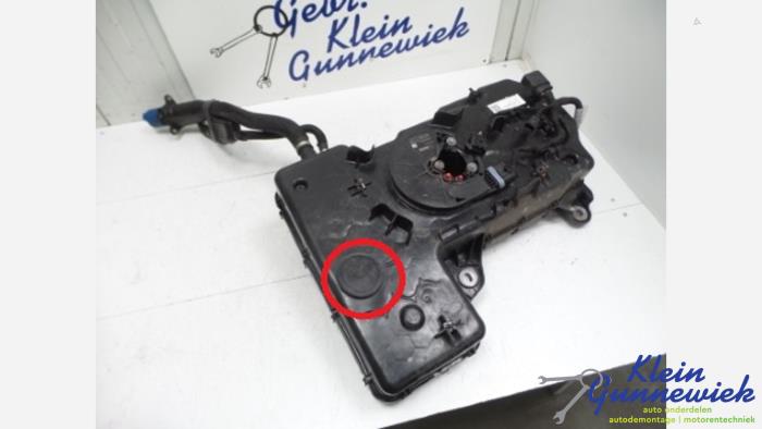 Adblue tank van een Volkswagen Transporter 2016