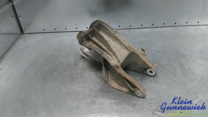 Gebruikte Motorrubber Volkswagen Transporter Prijs € 32,00 Margeregeling aangeboden door Klein Gunnewiek Autodemontage & Motorentechniek