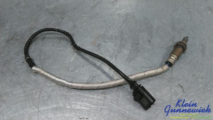 Lambda Sonde van een Volkswagen Golf 2021