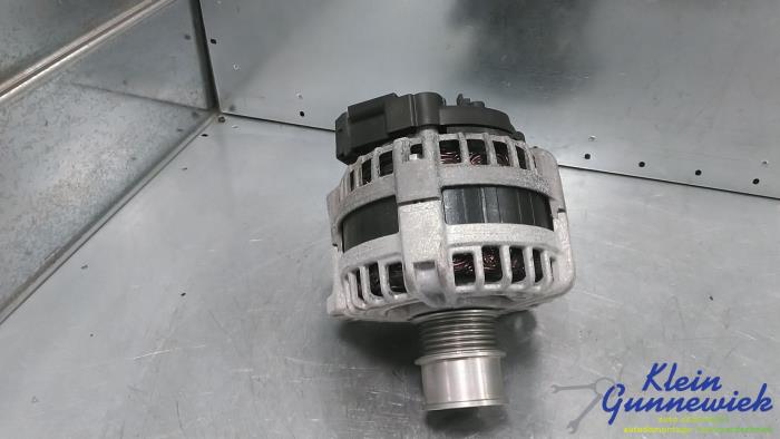 Dynamo van een Volkswagen Golf 2023