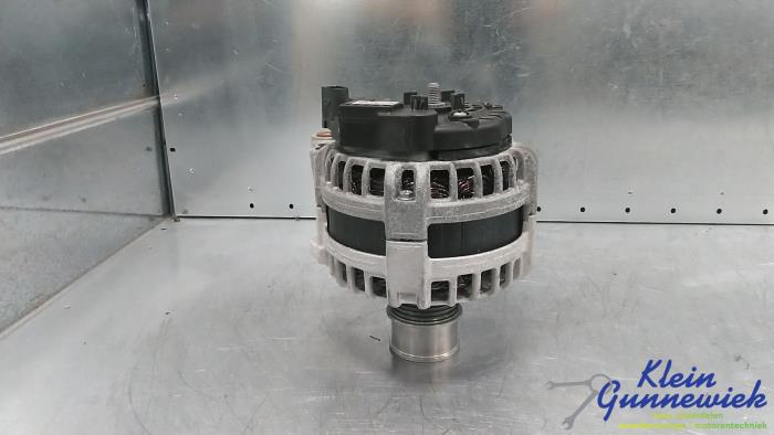 Dynamo van een Volkswagen Golf 2023