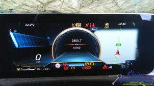 Gebruikte Display Interieur Mercedes A-Klasse Prijs € 345,00 Margeregeling aangeboden door Klein Gunnewiek Autodemontage & Motorentechniek