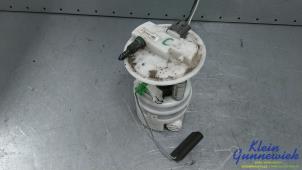 Gebruikte Tank element Pomp Dacia Duster Prijs € 75,00 Margeregeling aangeboden door Klein Gunnewiek Autodemontage & Motorentechniek