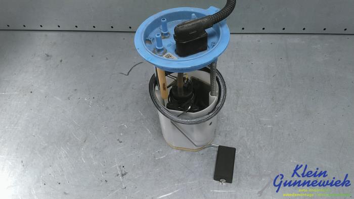 Gebruikte Tank element Pomp Volkswagen Touran Prijs € 38,00 Margeregeling aangeboden door Klein Gunnewiek Autodemontage & Motorentechniek