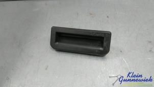 Gebruikte Handgreep Achterklep Audi Q2 Prijs € 20,00 Margeregeling aangeboden door Klein Gunnewiek Autodemontage & Motorentechniek