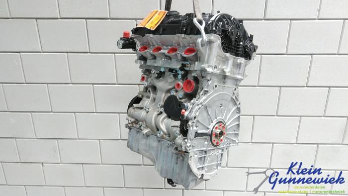 Motor van een BMW 3-Serie 2021