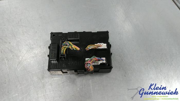 Gebruikte Module Bodycontrol Nissan NV200 Prijs € 100,00 Margeregeling aangeboden door Klein Gunnewiek Autodemontage & Motorentechniek