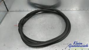 Gebruikte Deurrubber 4Deurs rechts-achter Mercedes A-Klasse Prijs € 25,00 Margeregeling aangeboden door Klein Gunnewiek Autodemontage & Motorentechniek