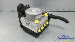 Gebruikte ABS Pomp Volkswagen Passat Prijs € 57,00 Margeregeling aangeboden door Klein Gunnewiek Autodemontage & Motorentechniek