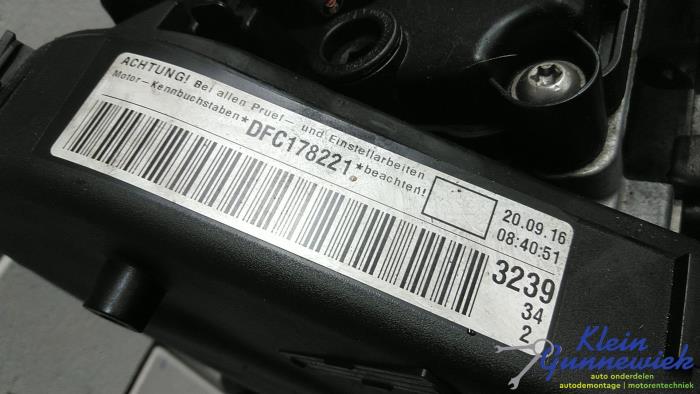 Motor van een Volkswagen Passat 2016