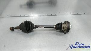 Gebruikte Aandrijfas links-voor Volkswagen Caddy Prijs € 75,00 Margeregeling aangeboden door Klein Gunnewiek Autodemontage & Motorentechniek