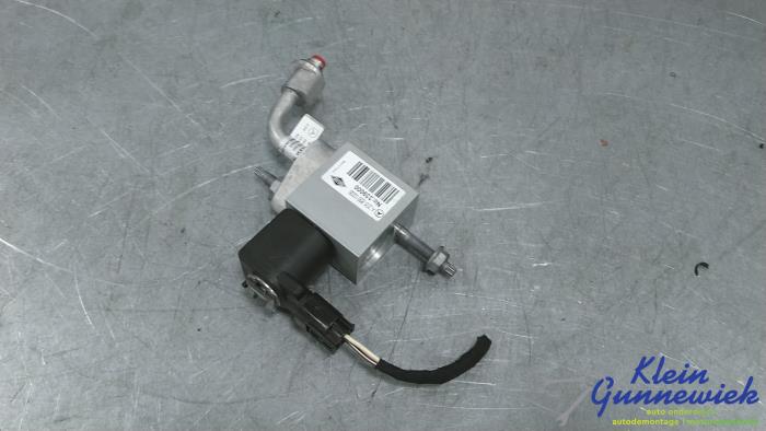 Gebruikte Expansieklep airco Mercedes E-Klasse Prijs € 46,00 Margeregeling aangeboden door Klein Gunnewiek Autodemontage & Motorentechniek