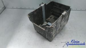 Gebruikte Accubak Ford Fiesta Prijs € 15,00 Margeregeling aangeboden door Klein Gunnewiek Autodemontage & Motorentechniek