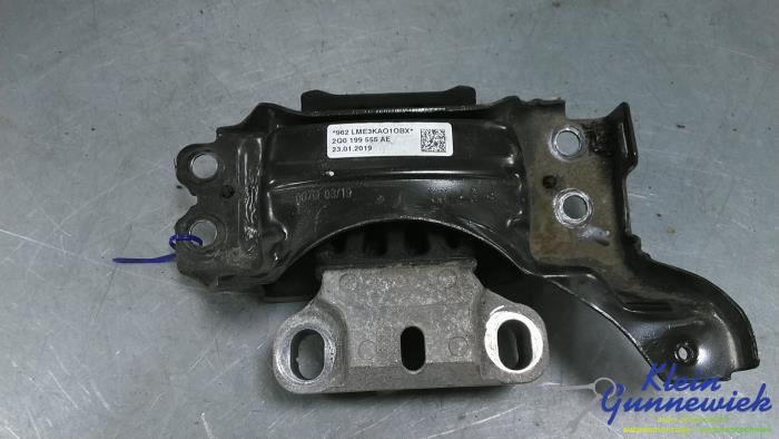 Gebruikte Versnellingsbak Steun Volkswagen Polo Prijs € 24,00 Margeregeling aangeboden door Klein Gunnewiek Autodemontage & Motorentechniek