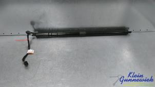 Gebruikte Gasdemper rechts-achter Volvo XC60 Prijs € 125,00 Margeregeling aangeboden door Klein Gunnewiek Autodemontage & Motorentechniek