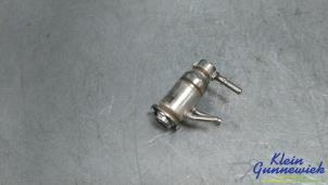 Gebruikte Injector adblue Mercedes GLB-Klasse Prijs € 120,00 Margeregeling aangeboden door Klein Gunnewiek Autodemontage & Motorentechniek