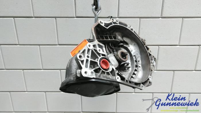 Gebruikte Versnellingsbak Opel Corsa Prijs € 275,00 Margeregeling aangeboden door Klein Gunnewiek Autodemontage & Motorentechniek
