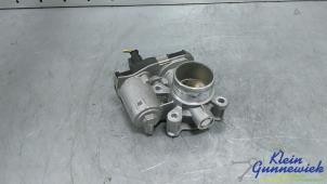 Gebruikte Gasklephuis Opel Astra Prijs € 25,00 Margeregeling aangeboden door Klein Gunnewiek Autodemontage & Motorentechniek