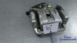 Gebruikte Remklauw (Tang) links-achter Hyundai Kona Prijs € 95,00 Margeregeling aangeboden door Klein Gunnewiek Autodemontage & Motorentechniek