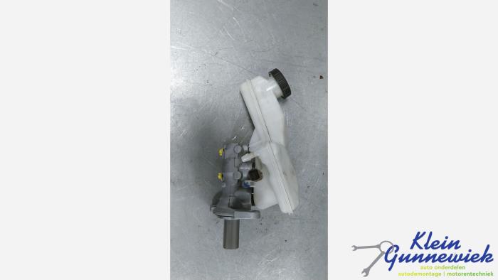 Gebruikte Hoofdremcilinder Opel Corsa Prijs € 33,00 Margeregeling aangeboden door Klein Gunnewiek Autodemontage & Motorentechniek