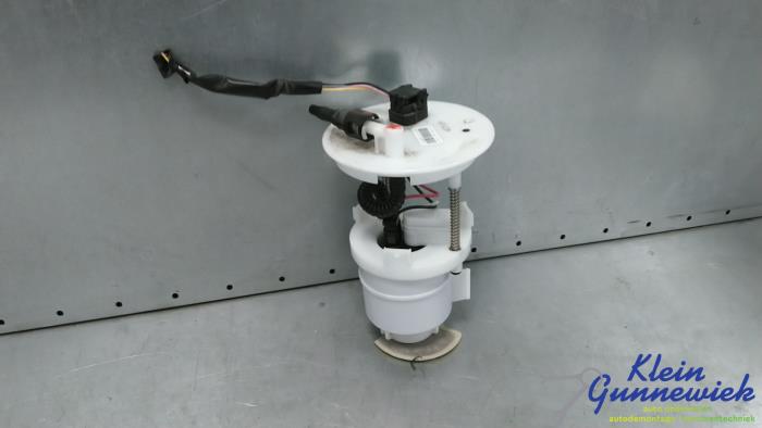 Gebruikte Tank element Pomp Suzuki Swift Prijs € 75,00 Margeregeling aangeboden door Klein Gunnewiek Autodemontage & Motorentechniek