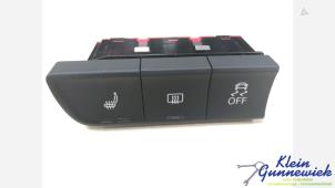 Gebruikte Schakelaar Audi A1 Prijs € 20,00 Margeregeling aangeboden door Klein Gunnewiek Autodemontage & Motorentechniek