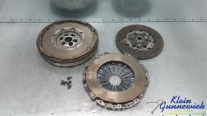 Gebruikte Vliegwiel Volkswagen Tiguan Prijs € 100,00 Margeregeling aangeboden door Klein Gunnewiek Autodemontage & Motorentechniek