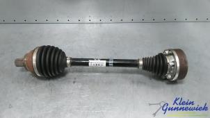 Gebruikte Steekas links-voor Volkswagen Golf Plus Prijs € 71,00 Margeregeling aangeboden door Klein Gunnewiek Autodemontage & Motorentechniek