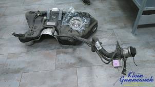 Gebruikte Brandstoftank Mercedes C-Klasse Prijs € 275,00 Margeregeling aangeboden door Klein Gunnewiek Autodemontage & Motorentechniek