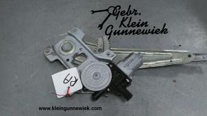 Gebruikte Ruitmechaniek 4Deurs rechts-achter Honda Insight Prijs € 50,00 Margeregeling aangeboden door Klein Gunnewiek Autodemontage & Motorentechniek