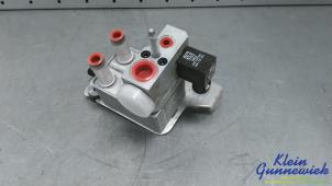 Gebruikte Airco deel (div) Ford Kuga Prijs € 125,00 Margeregeling aangeboden door Klein Gunnewiek Autodemontage & Motorentechniek