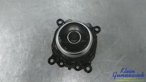 Gebruikte MMI schakelaar Kia Sorento Prijs € 445,00 Margeregeling aangeboden door Klein Gunnewiek Autodemontage & Motorentechniek