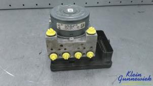 Gebruikte ABS Pomp Mercedes C-Klasse Prijs € 89,00 Margeregeling aangeboden door Klein Gunnewiek Autodemontage & Motorentechniek