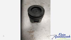 Gebruikte Zuiger Volkswagen Transporter Prijs € 55,00 Margeregeling aangeboden door Klein Gunnewiek Autodemontage & Motorentechniek