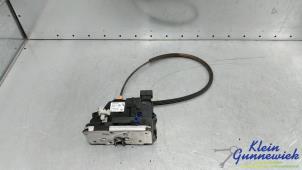 Gebruikte Portierslot Mechaniek 2Deurs links Opel Corsa Prijs € 35,00 Margeregeling aangeboden door Klein Gunnewiek Autodemontage & Motorentechniek