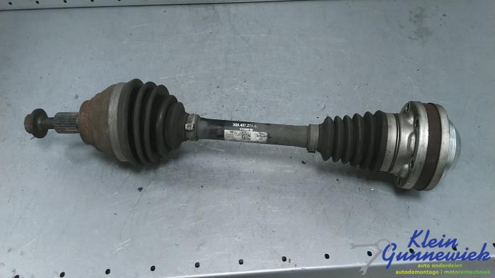 Gebruikte Steekas links-voor Volkswagen E-Golf Prijs € 39,00 Margeregeling aangeboden door Klein Gunnewiek Autodemontage & Motorentechniek