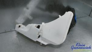 Gebruikte Ruitensproeiertank voor Audi A6 Prijs € 20,00 Margeregeling aangeboden door Klein Gunnewiek Autodemontage & Motorentechniek