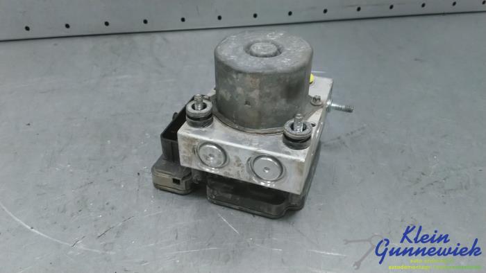 Gebruikte ABS Pomp Ford Transit Prijs € 302,00 Margeregeling aangeboden door Klein Gunnewiek Autodemontage & Motorentechniek