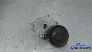 Gebruikte Spanrol Multiriem Opel Movano Prijs € 35,00 Margeregeling aangeboden door Klein Gunnewiek Autodemontage & Motorentechniek